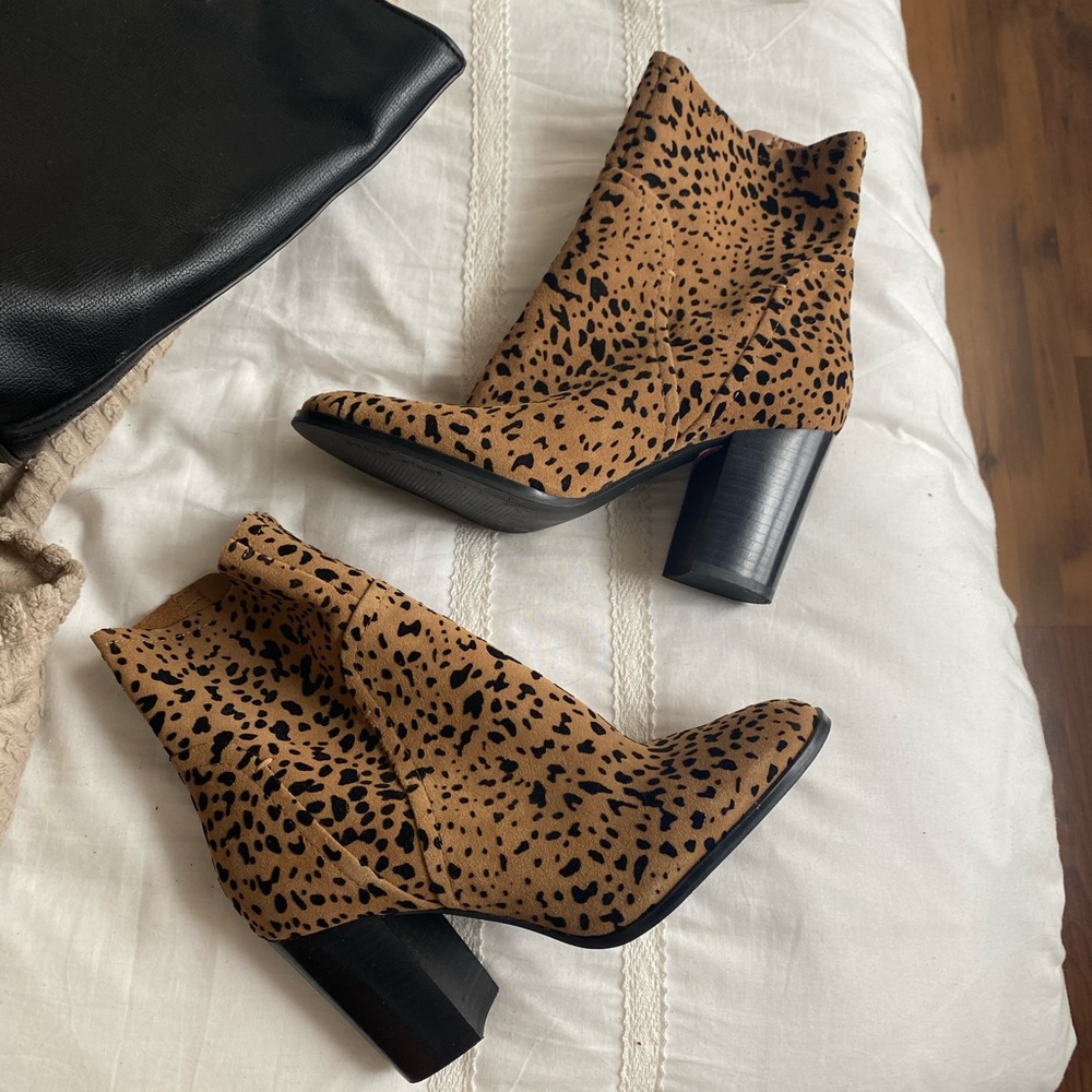 heeled boots